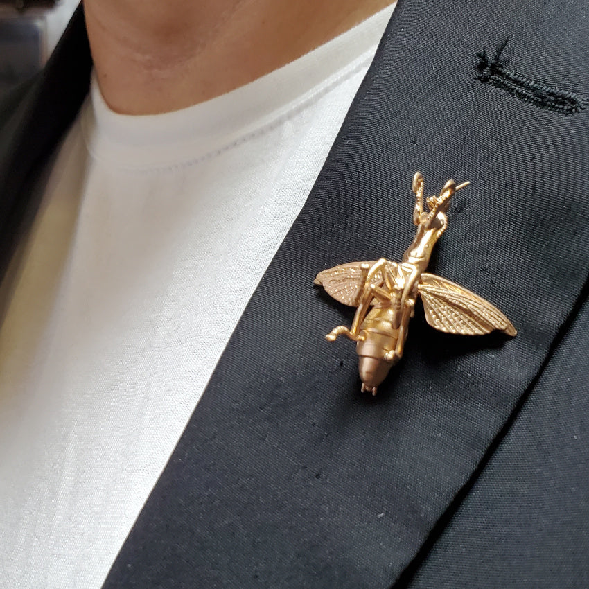 【日本上陸記念セール】現状をひっくり返す突破力誇るカマキリ セレブお墨付きブランドオールインセクツジュエリー【シルバーランク】